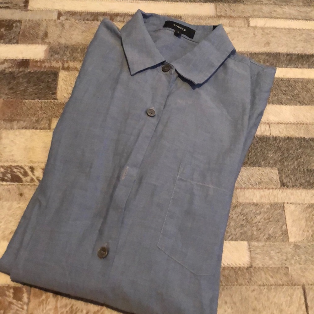 NWOT Theory cotton blue button down shirt size s